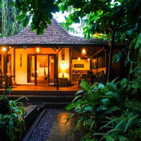 Private Villa With Nature Atmosphere By Pondok Dino Ubud Buitenkant foto